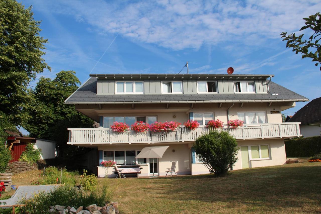 Gaestehaus Doerflinger Uehlingen-Birkendorf Exterior photo